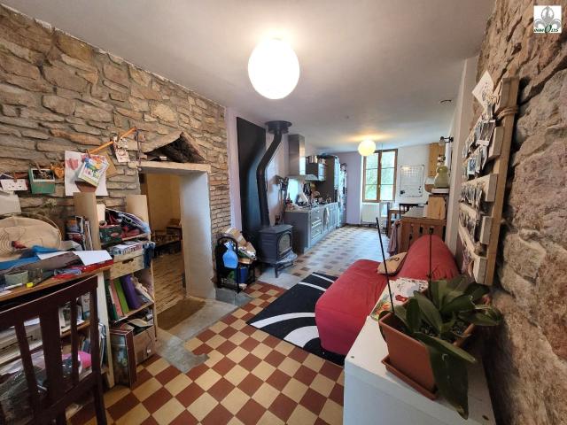 Maison vente à Mâcon, Tournus