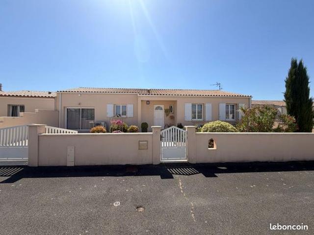 Maison vente à Saintes, Beurlay