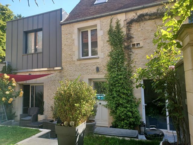 Maison vente à Caen, Villons-les-buissons