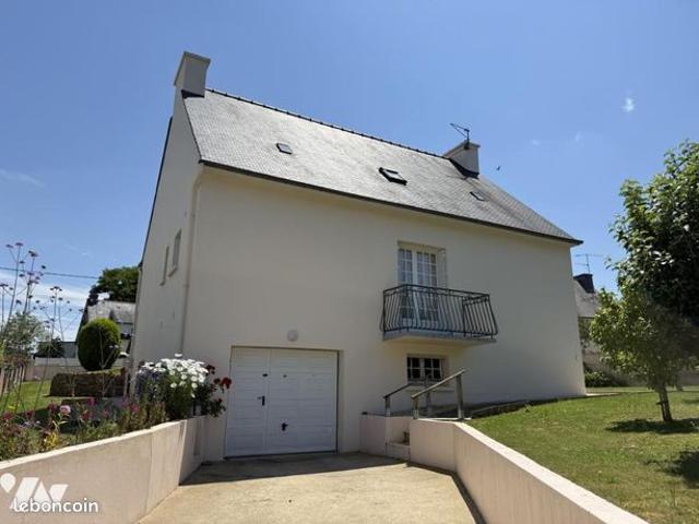 Maison vente à Guingamp, Bretagne