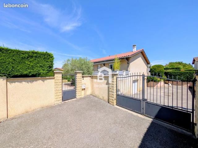 Maison vente à La Tour-du-Pin, Saint-alban-de-roche