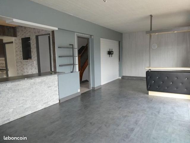 Maison vente à Ambrières-les-Vallées, Mayenne
