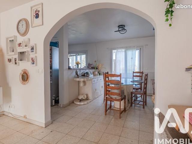 Maison vente à Fontainebleau, Beaumont-du-gâtinais