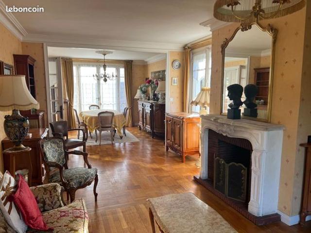 Maison vente à Bourges, Étréchy