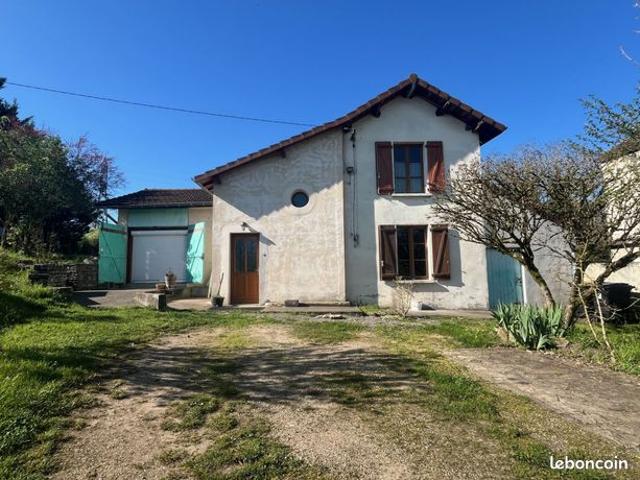 Maison vente à Mâcon, Tournus
