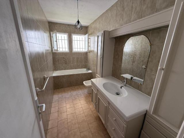 Maison location à Sainte-soulle, Longueil