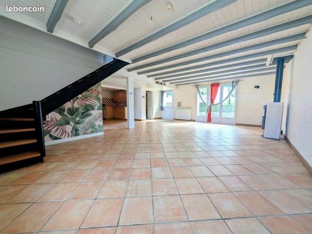 Maison vente à Lussant, Charente-Maritime