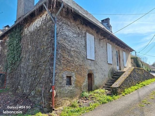 Maison vente à Aurillac, Saint-santin-cantalès