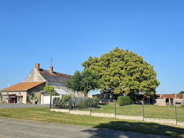 Maison vente à Loches, Le Louroux