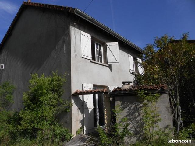 Maison vente à Thiers, Puy-guillaume