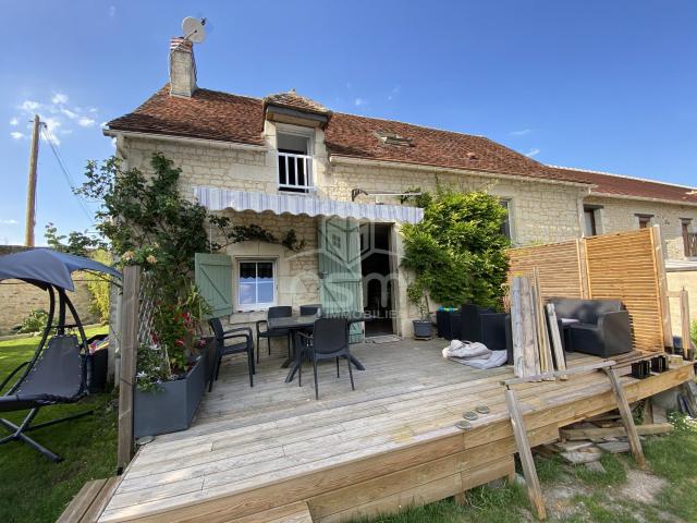 Maison vente à La Charlière, Draché