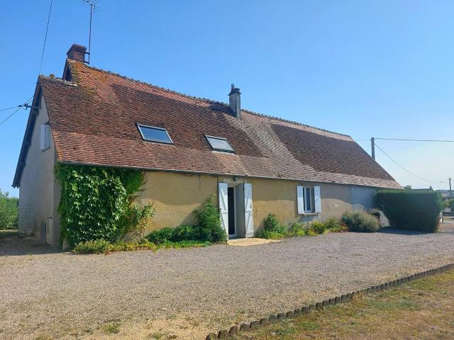 Maison vente à Bourges, Annoix