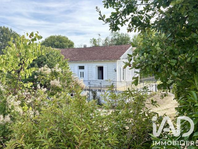 Maison vente à Cognac, Saint-même-les-carrières