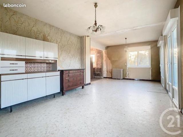 Maison vente à Compiègne, Roye-sur-matz