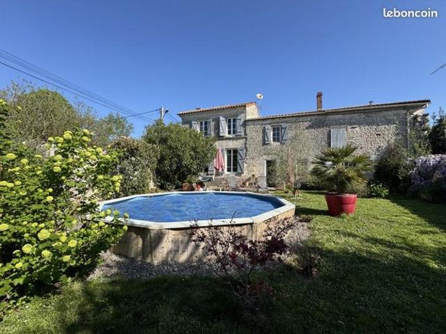 Maison vente à Courbillac
