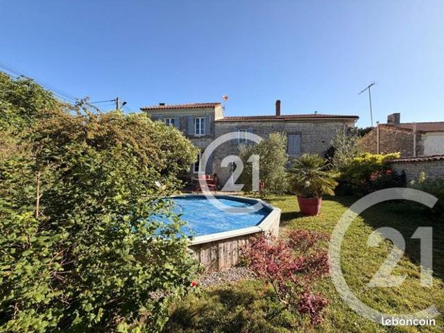 Maison vente à Cognac, Courbillac