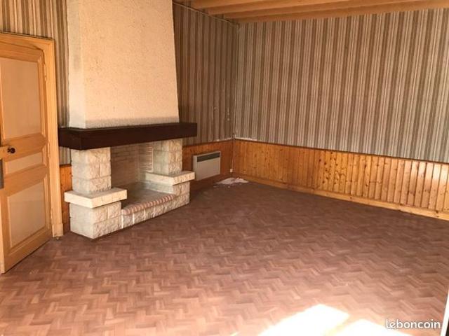 Maison vente à Angoulême, Charras