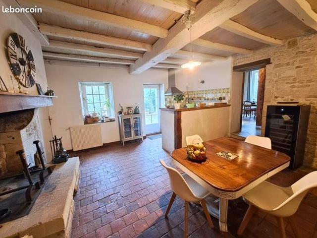 Maison vente à Cognac, Courbillac