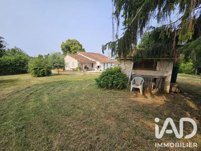 Maison vente à Confolens, Les Pins