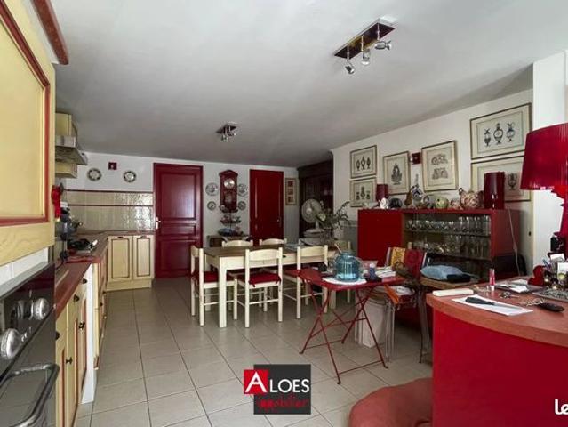 Maison vente à Nîmes, Aigues-mortes