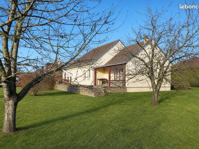 Maison vente à Melun, Machault