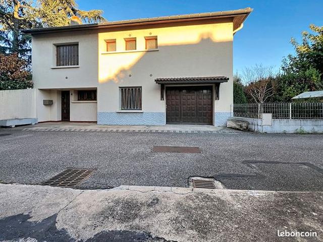 Maison vente à Bourg-lès-valence, Guadeloupe