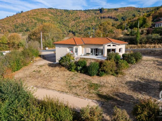 Maison vente à Combe Gelée, Beaujeu
