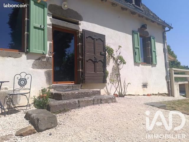 Maison vente à Mauriac, Saint-martin-cantalès