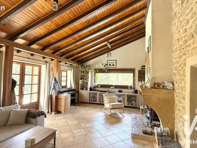 Maison vente à Saint-Julien-Molin-Molette, Loire
