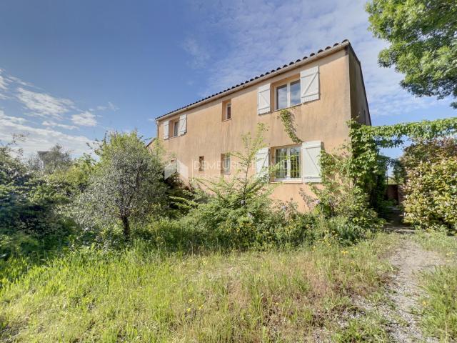 Maison vente à Nîmes, Lecques
