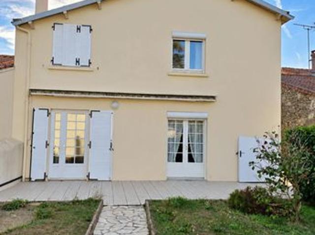 Maison vente à La Roche-sur-Yon, Les Lucs-sur-boulogne