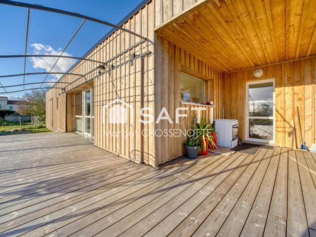 Maison vente à Saint-Jean-d'Angély, Sainte-même