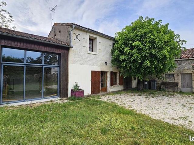 Maison vente à Ussel, Saint-rémy