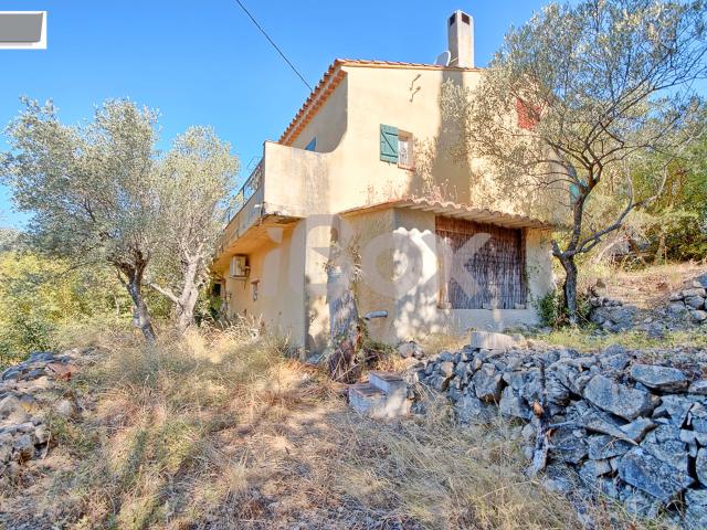 Maison vente à Arrondissement de Toulon, Solliès-toucas