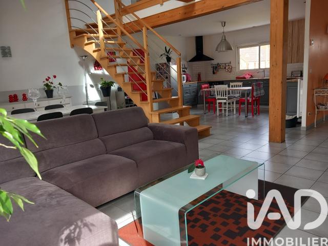 Maison vente à Les Canloires, Saint-Mars-d'Outillé