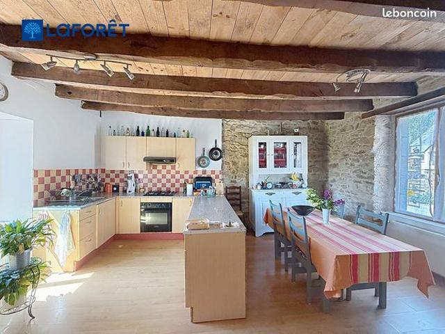 Maison vente à Guingamp, Bretagne