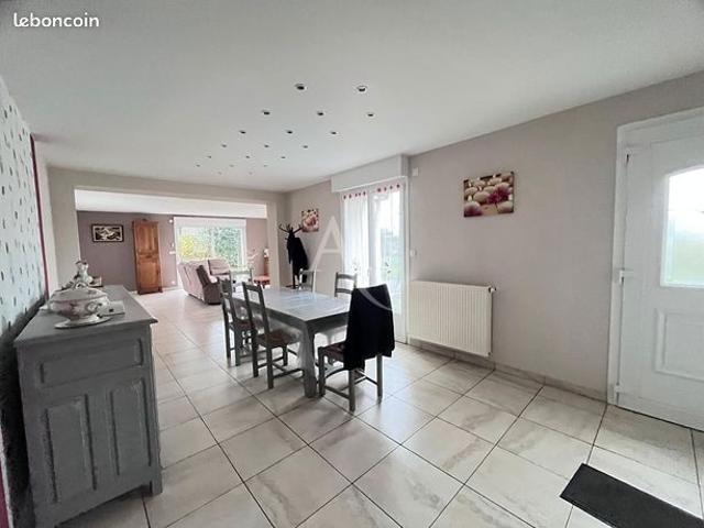 Maison vente à Laval, Châlons-du-maine