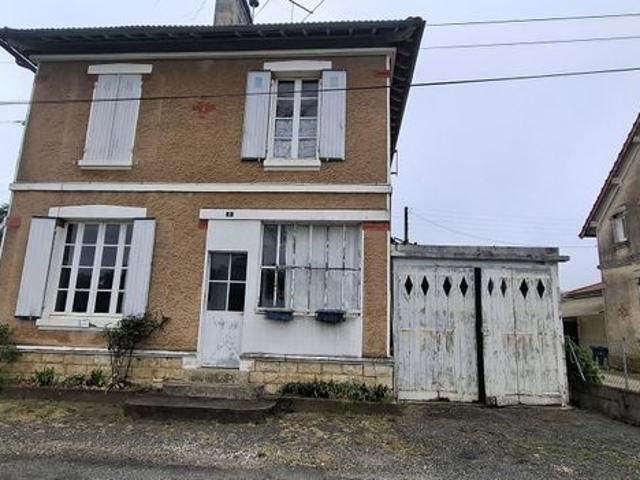 Maison vente à Angoulême, Montbron