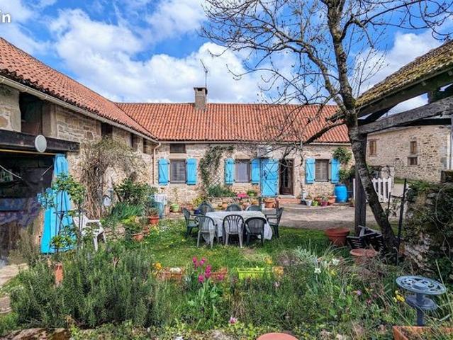 Maison vente à Villefranche-de-Rouergue, Castanet