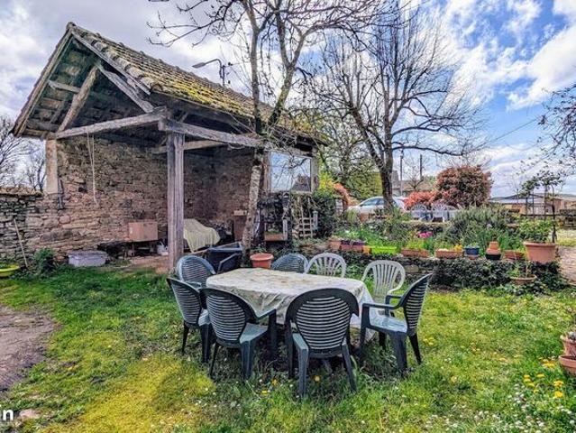 Maison vente à Villefranche-de-Rouergue, Castanet