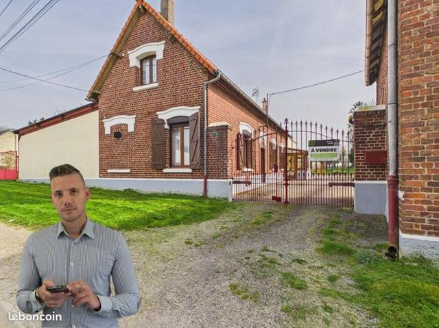 Maison vente à Saint-Quentin, Bony