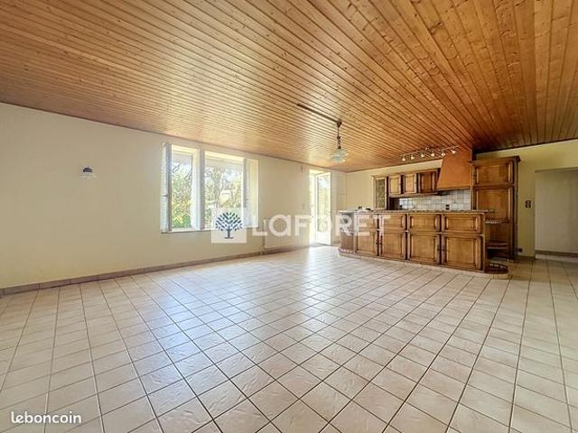 Maison vente à Bressuire, L'absie