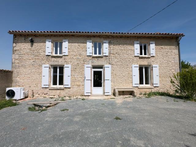 Maison vente à Niort, La Foye-monjault