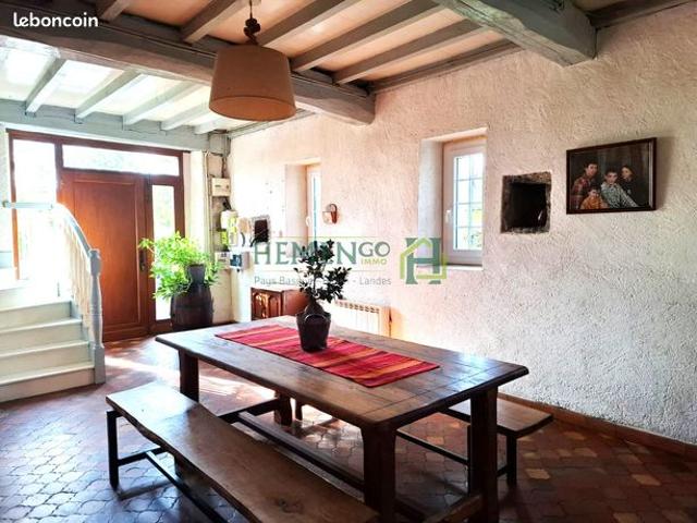 Maison vente à Oloron-Sainte-Marie, Ainharp