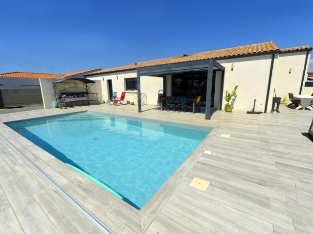 Maison vente à Saintes, Médis