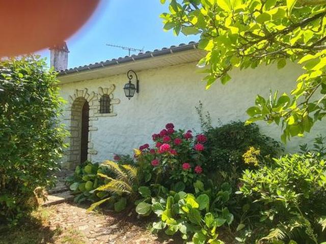 Maison vente à Saintes, Chaniers