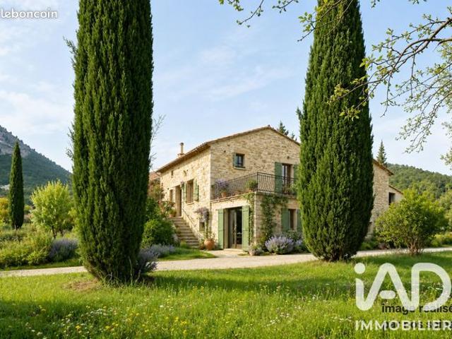 Maison vente à Nyons, Reilhanette