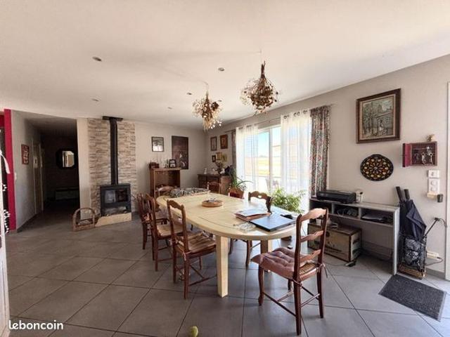Maison vente à Roanne, Villemontais