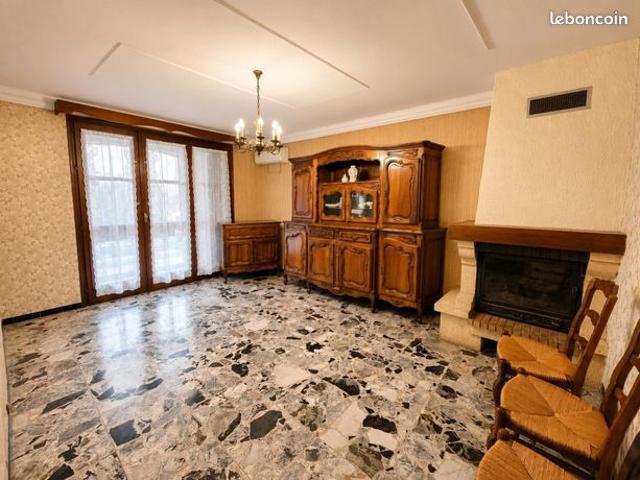 Maison vente à Arles, Saintes-maries-de-la-mer