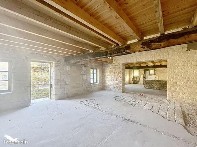 Maison vente à Coulgens, Charente